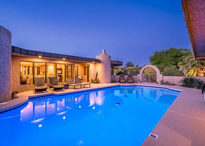 Holiday home Carefree Crest: Jaw Dropping Views Pool 2 Casitas Outdoor Living Scottsdale