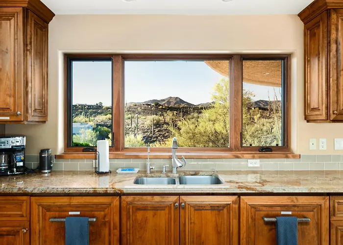 Carefree Crest: Jaw Dropping Views Pool 2 Casitas Outdoor Living Holiday home Scottsdale