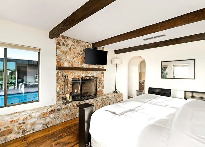 Holiday home Carefree Crest: Jaw Dropping Views Pool 2 Casitas Outdoor Living Scottsdale