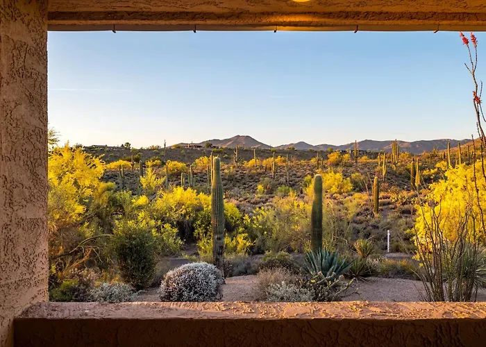 Holiday home Carefree Crest: Jaw Dropping Views Pool 2 Casitas Outdoor Living *
